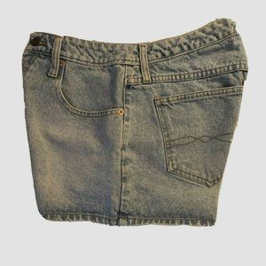 9 Women/Junior Shorts L.E.I. Short Shorts Bootie